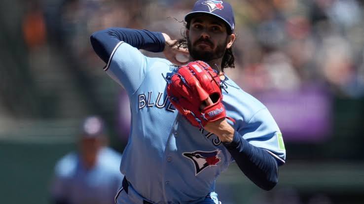 Dylan Cease No-Hitter Broken Up in 9th as Blue Jays Win 10-0