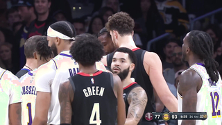 LeBron & Ime Udoka get into an exchange, Udoka gets ejected