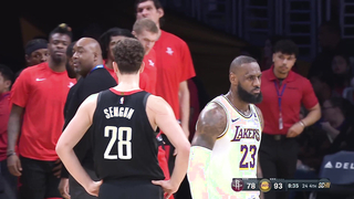 LeBron & Ime Udoka get into an exchange, Udoka gets ejected