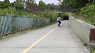 How to Skateboard for Beginners | Footing, Pushing, Stopping, Turning, Cracks & Curbs | Tactics