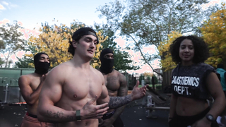 Training In The STREETS! (NYC Calisthenics)