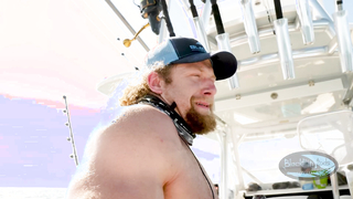 Strongest Men VS Strongest Fish