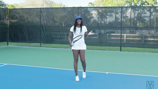 How To Hit Forehand with Venus Williams