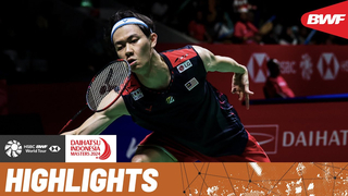 Lee Zii Jia takes to the court against Ng Ka Long Angus