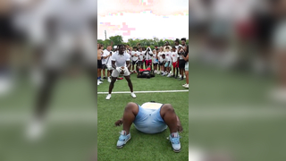 Tyreek Hill Ignites a Frenzy at Soul Runner Speed Camps!