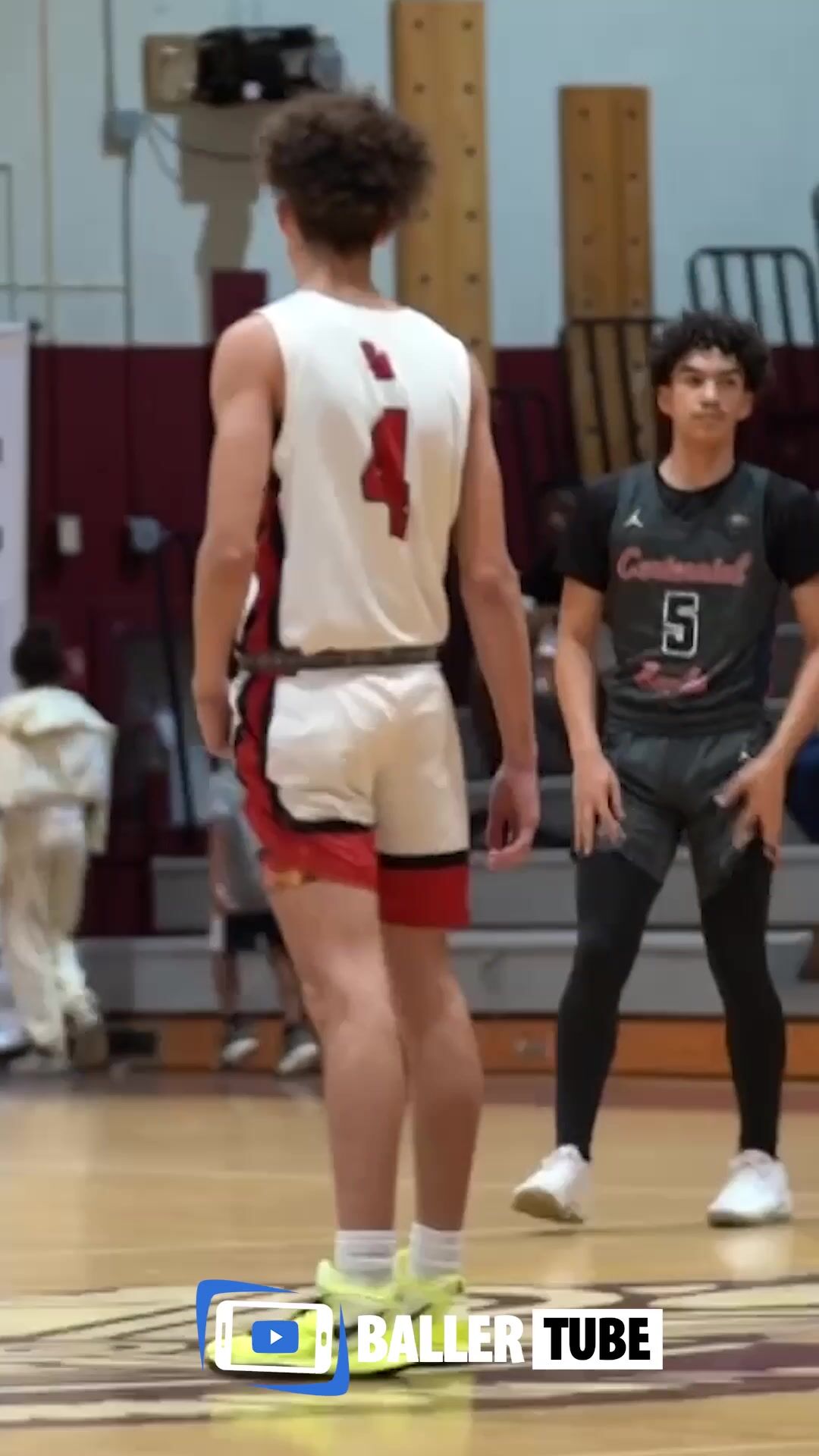 Saint Andrew's Alex Montes First play of the Game crazy !