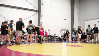 49 kg Girls Freestyle – Sara McLaughlin {B} of IL Cornstars Black vs. Charlie Jones {R} of WOW South