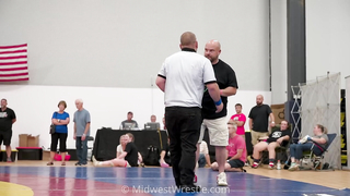 46 kg Girls Freestyle – Maya Alvarado {B} of IL Cornstars Black vs. Kara-lynn Dover {R} of WOW South