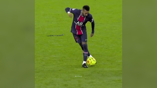 Neymar is so Skilled its crazy!