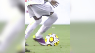 Neymar is so Skilled its crazy!