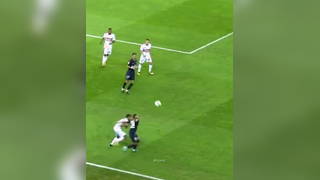 Neymar is so Skilled its crazy!