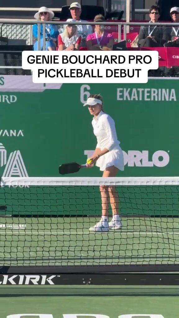 Genie Bouchard makes her pickleball debut