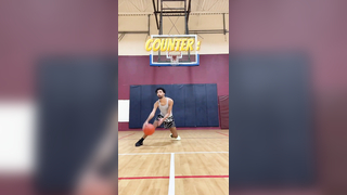4 simple ball handling moves to keep defenders off balance