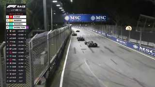 Thrilling Race Action at the 2023 Singapore Grand Prix