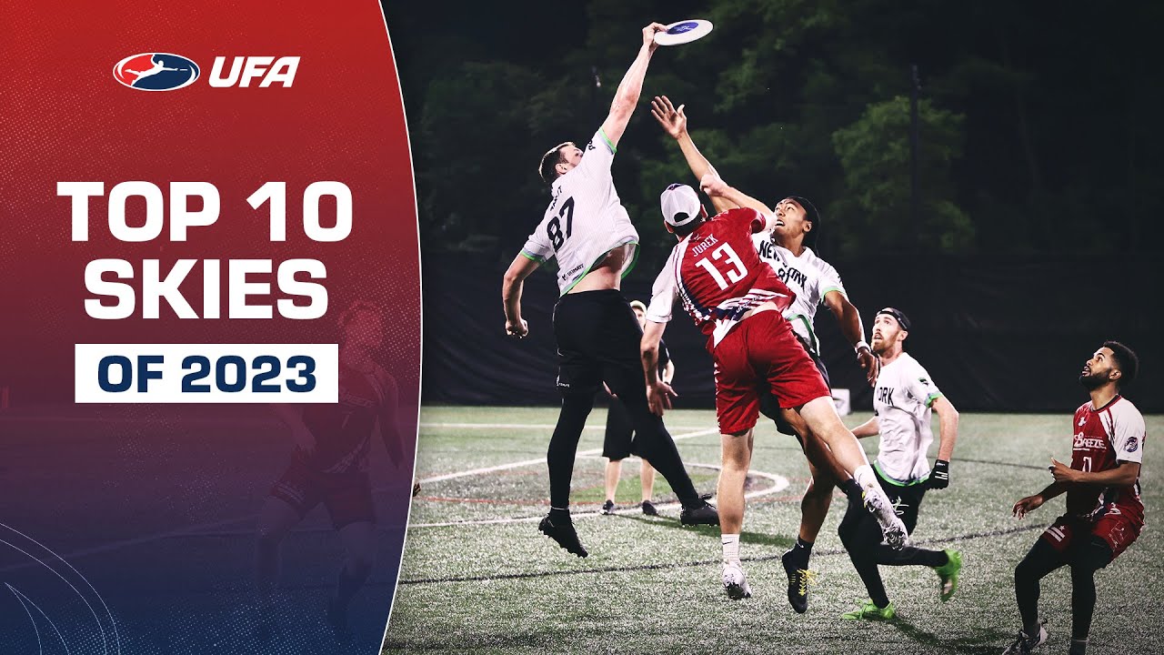 Through the ROOF! The 10 best skying catches from the 2023 season | #ultimatefrisbee
