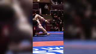 Magomed Ramazanov Dominates with a Swift Fall in Breathtaking Match