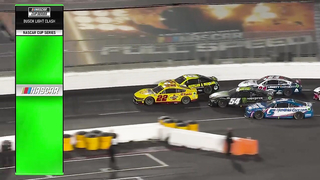 Late yellow sets up green-white-checkered at the Busch Light Clash | Extended Highlights