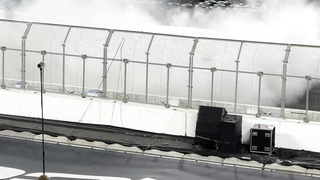 Denny Hamlin didn't hold back durring his Clash burnout! #nascar