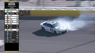 One driver locks in the championship round with a win at Las Vegas | Extended Highlights