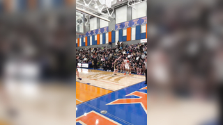 TYRAN MF STOKESSSS ? @Tstokes #tyranstokes #basketball #hoops #raini...