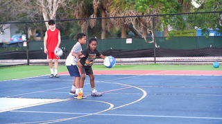 6-year-old first grader King Solomon stepped on the court with ZERO fear ??