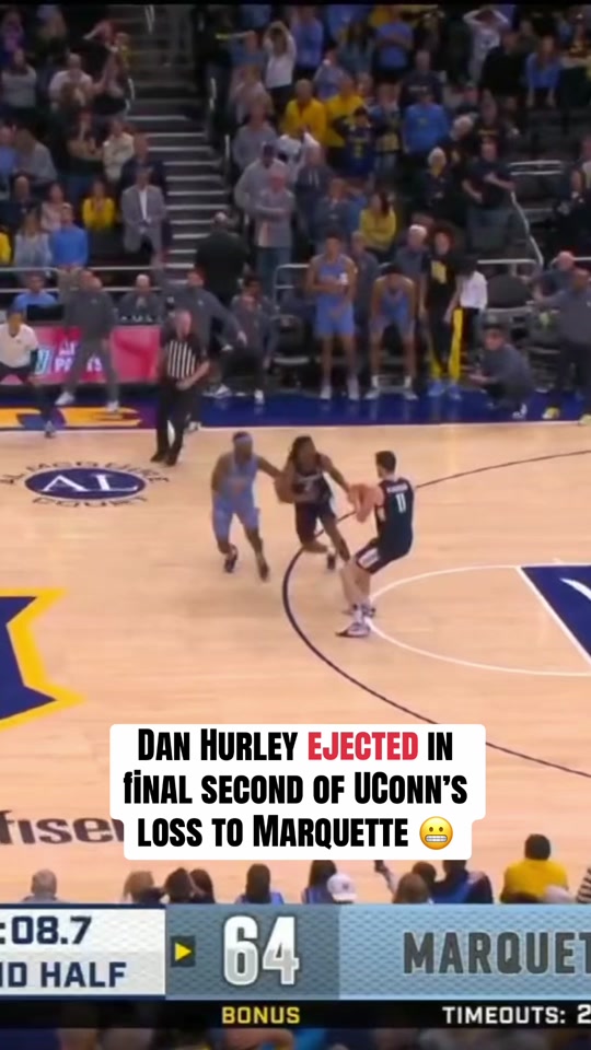 Dan Hurley was ejected with 0.4 left on the clock #cbb #collegebask...