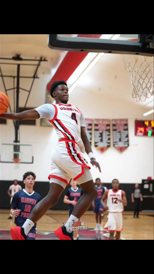 Playoff Dunks HIT DIFFERENT … ?? Kevin Thomas Goes CRAZY | Sagemont Prep