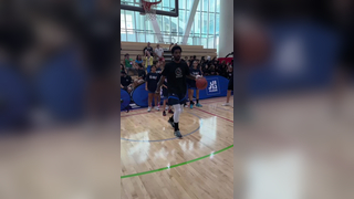 Kyrie Irving Teaches the Art of the Crossover ??