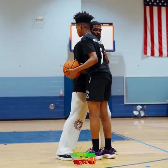 Kyrie Irving Teaching the Next Generation 🧠🏀