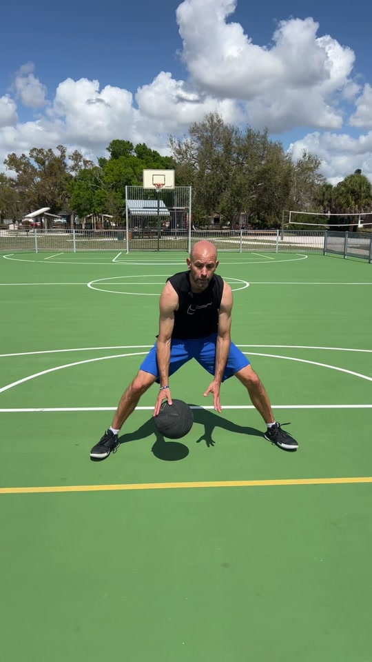 How to Dribble a Basketball for Beginners 🏀 (Simple & Easy)