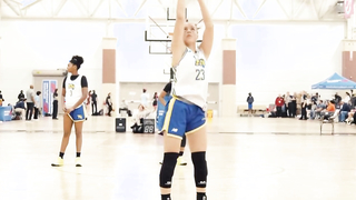 Rising stock alert: Frida Acevedo