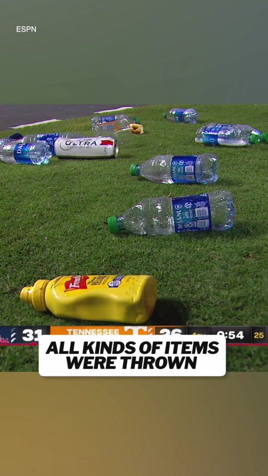 It was raining golf balls and mustard bottles when Lane Kiffin return...