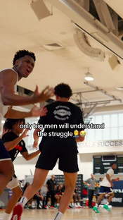 Swear bro was getting hacked the whole game #basketball #hack #funny...