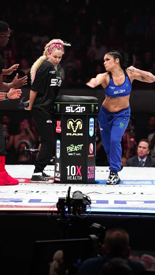 Not backing down @hollyhoodhaleyj securing the DUB at #PowerSlap24 ...