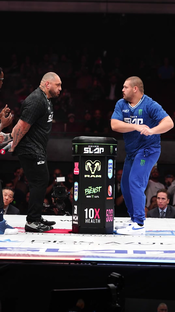 HE'S GOT THE PAU-WER Pono Pau gets the TKO to start off the live ca...