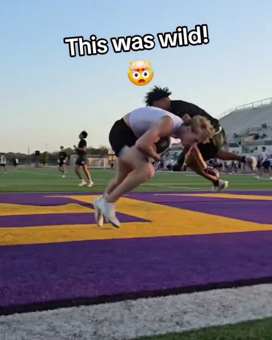 WR and DB beefin (@RobbyCTV) #football #highschool #highschool #be...