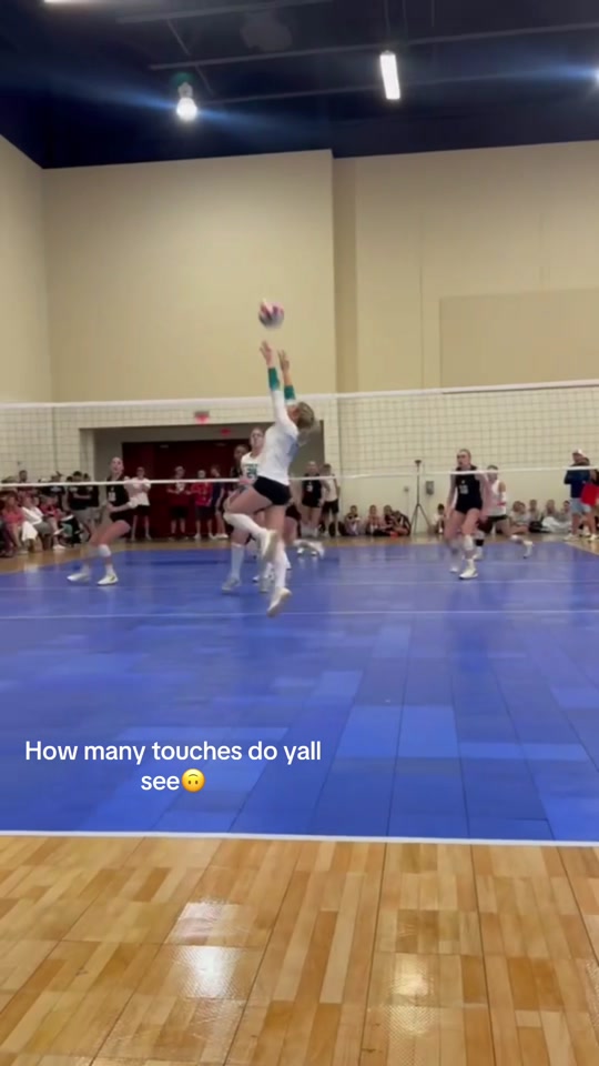 Ig this is why you play till whistle #volleyball #highschool #refs #4