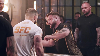 Peter Truchlik vs Julian 'Let me Bang' Lane | Full Slapfight