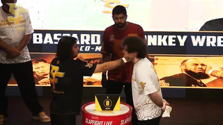 The Super Fan fights for the SlapFIGHT Championship!