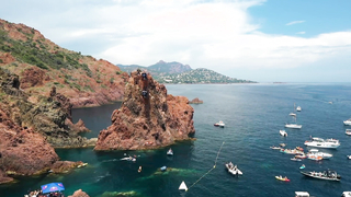4 Minutes Of Pure Cliff Diving Bliss