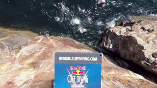 4 Minutes Of Pure Cliff Diving Bliss