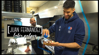 Juan Fernández: In the middle of a goalmouth scramble for LUGO I Liga Endesa 2023-24