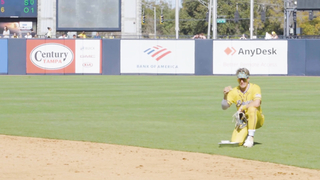 Jackson Olson Eats Full Burger in 1 Inning | Savannah Bananas