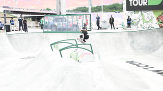 Setups: Brighton Zeuner’s Dipped-in Pink Frog Skateboard