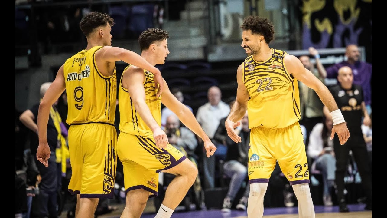 "A star is born? The breakthrough game of Shahar Amir."