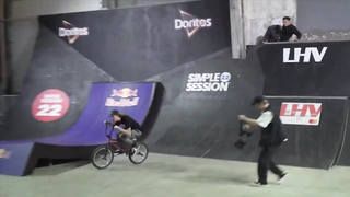 MADNESS @ BEST TRICK CONTEST / SS22