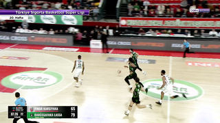 ınar Karşıyaka faced Darüşşafaka Lassa in a match of the Turkish Insurance Basketball Super League for the 2023/24 season. Darüşşafaka Lassa emerged victorious with a score of 98-86.