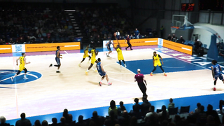 BATTLE OF THE BIGS: Clifton Moore Jr. talks 'head-taps' and two of the season's biggest dunks