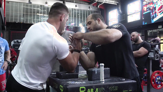 Irakli Zirakashvili vs David Dadikian ArmWrestling Dubai