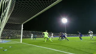 Here are the highlights of the match between Al Fateh and Al Hilal from Matchday 12.